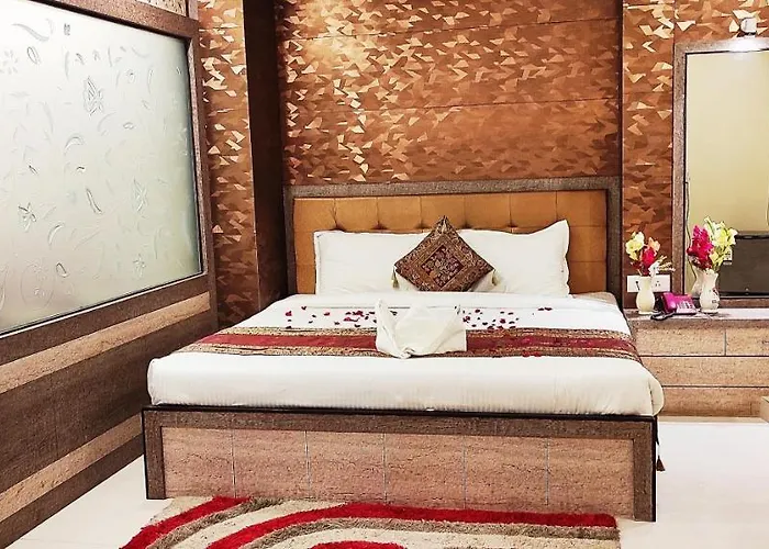 Hotel Aadesh Palace
