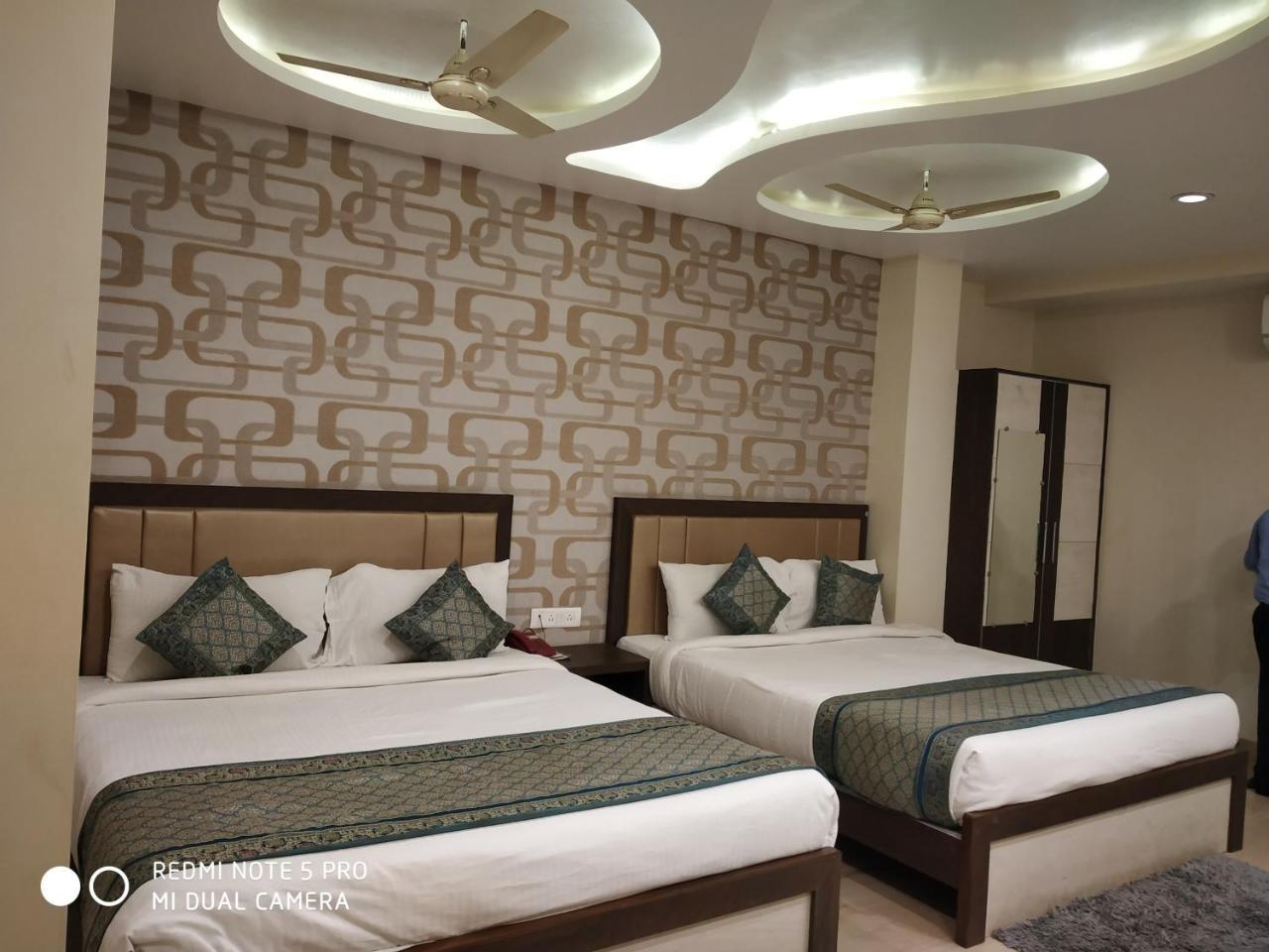 Aadesh Palace Varanasi