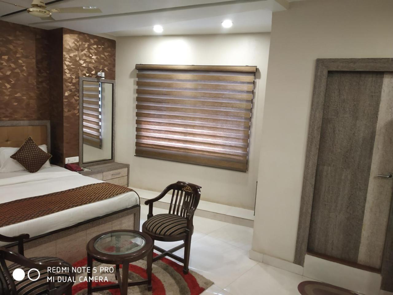 Hotel Aadesh Palace 3*
