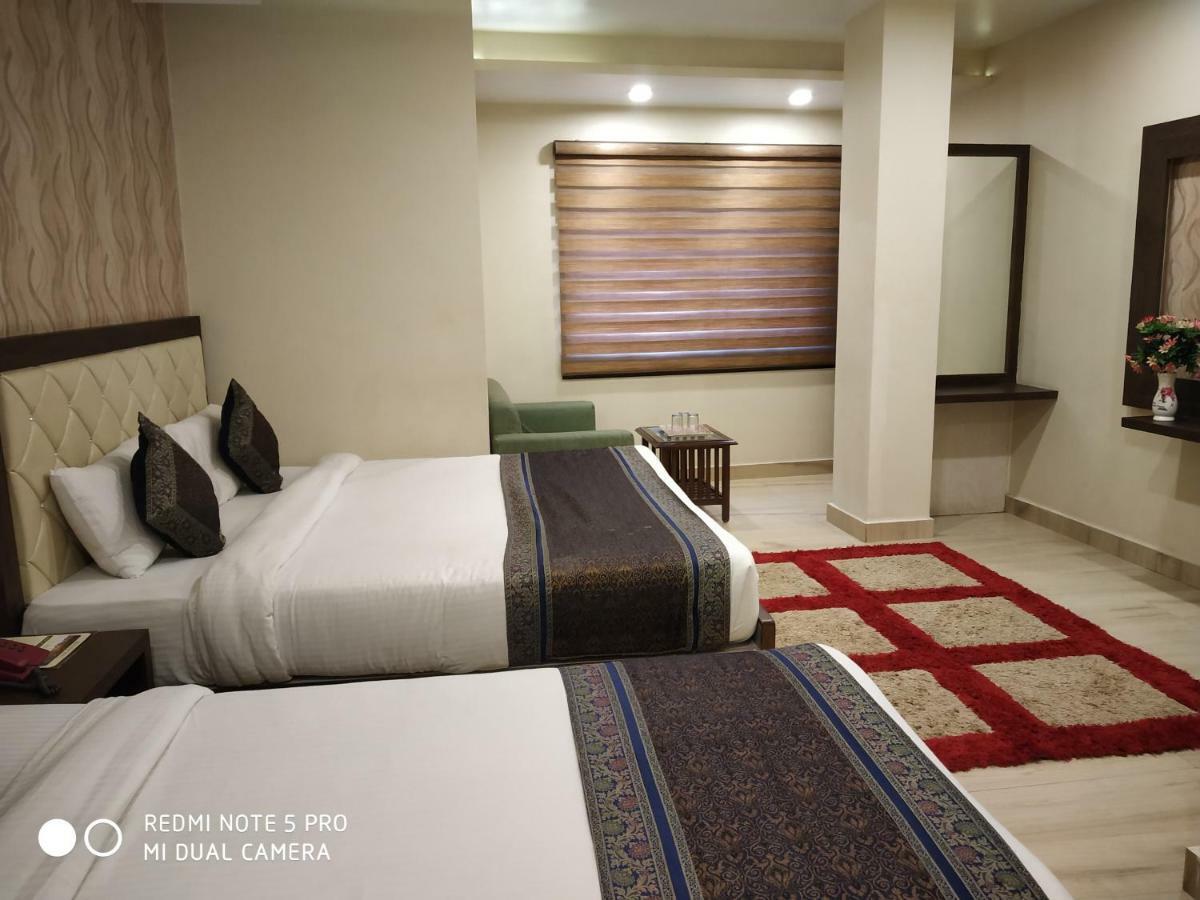 Aadesh Palace Varanasi