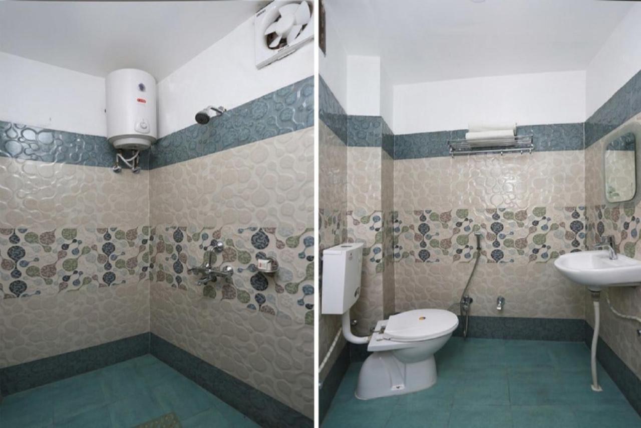 Hotel Aadesh Palace Varanasi